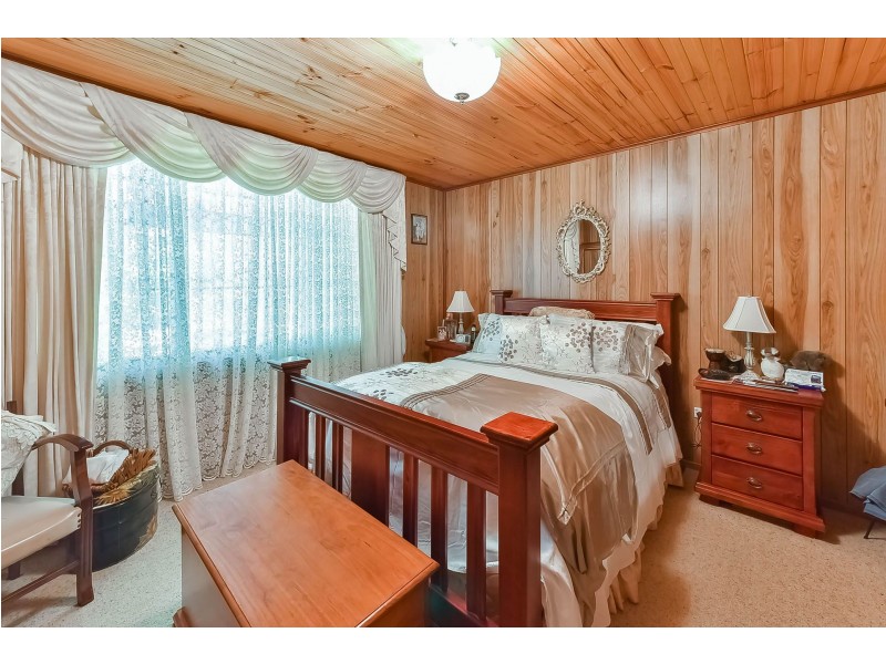 90 Shelleys Lane, Thirlmere NSW 2572