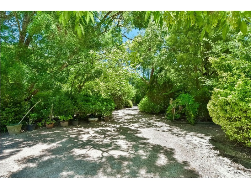 90 Shelleys Lane, Thirlmere NSW 2572