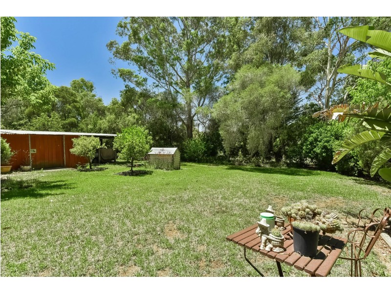 90 Shelleys Lane, Thirlmere NSW 2572