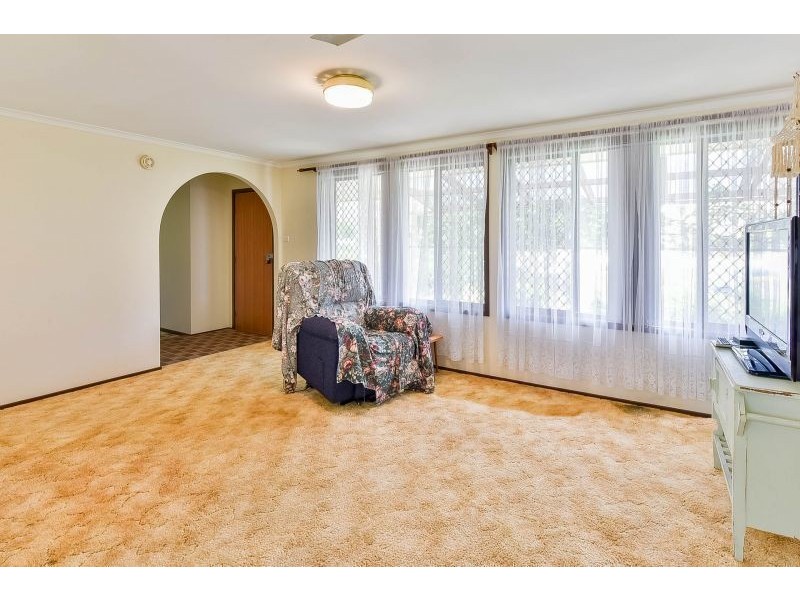 48 Westbourne Avenue, Thirlmere NSW 2572