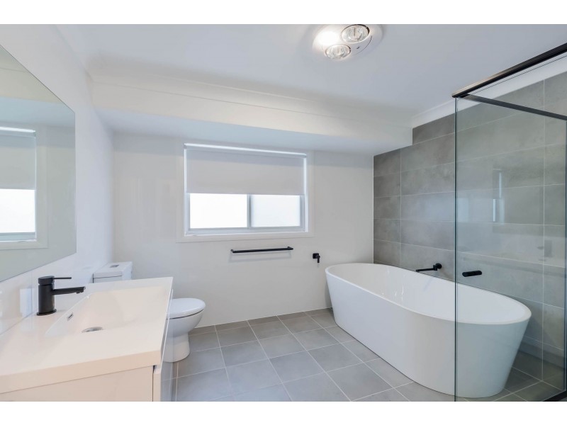 62 Yallambi Street, Picton NSW 2571