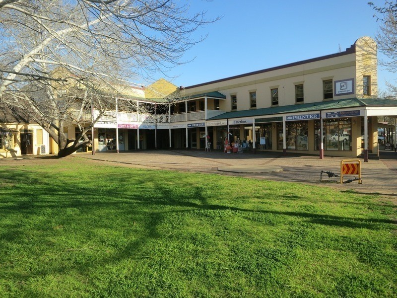 Shop 8/150 Argyle Street, Picton NSW 2571