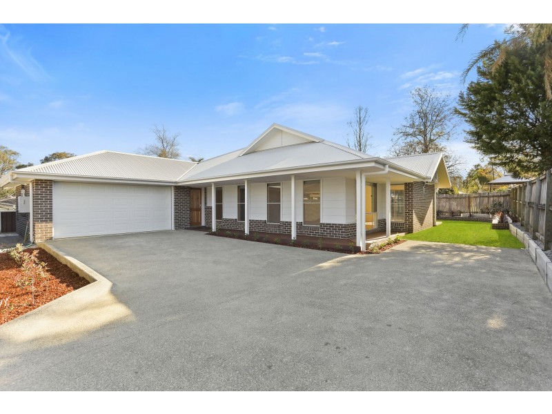 7 Darley Street, Thirlmere NSW 2572