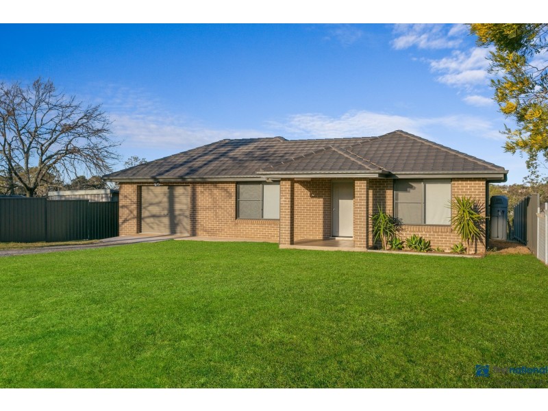 76A Nixon Road, Thirlmere NSW 2572