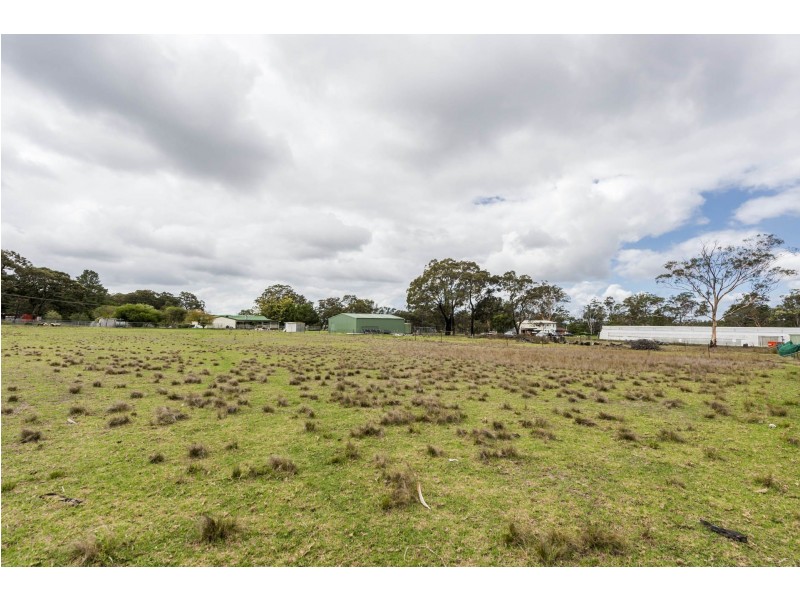 65 Byron Road, Tahmoor NSW 2573