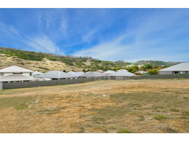 10 Charolais Way, Picton NSW 2571