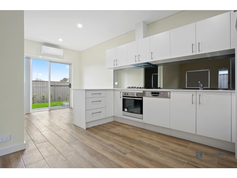 8 Water Gum Place, Tahmoor NSW 2573