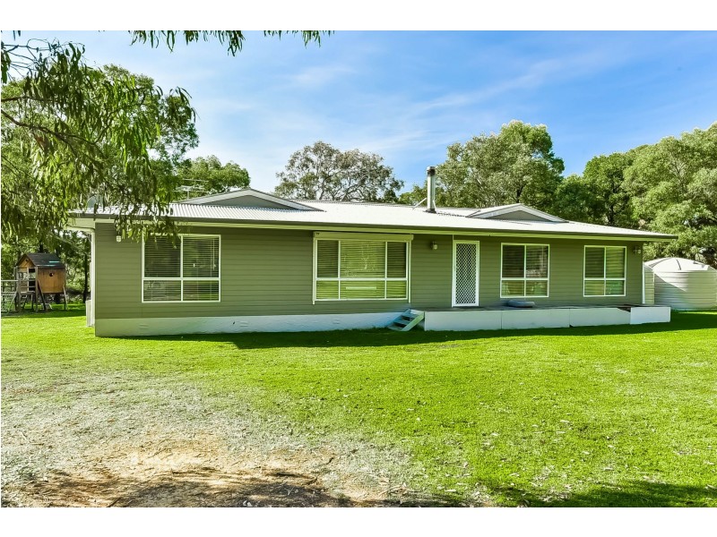 216 Charles Rd, Pheasants Nest NSW 2574