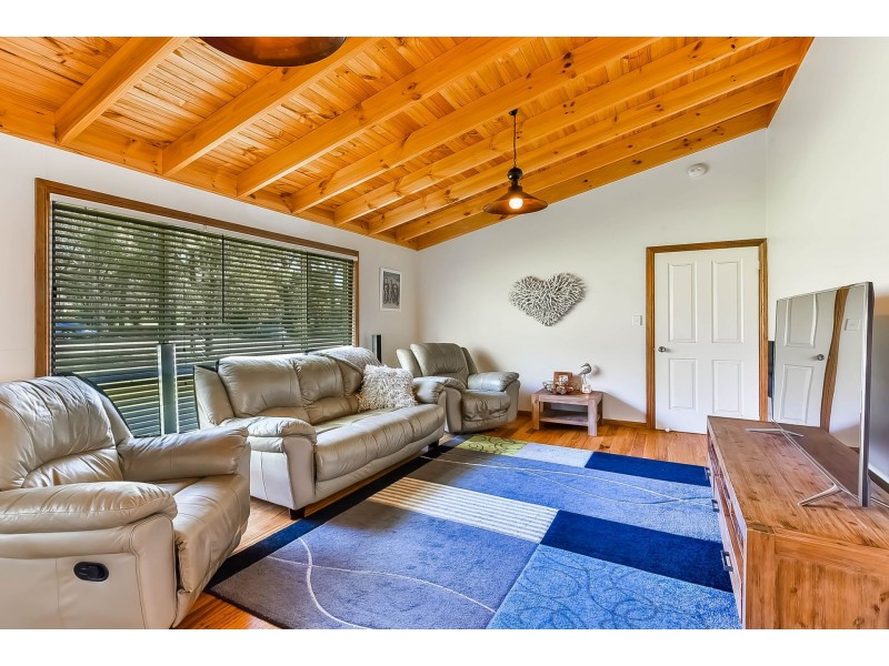 216 Charles Rd, Pheasants Nest NSW 2574