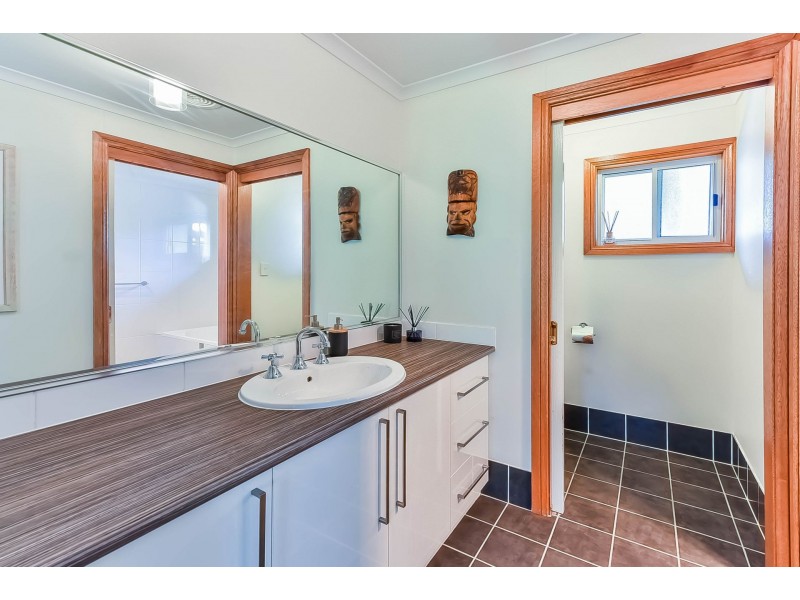 216 Charles Rd, Pheasants Nest NSW 2574