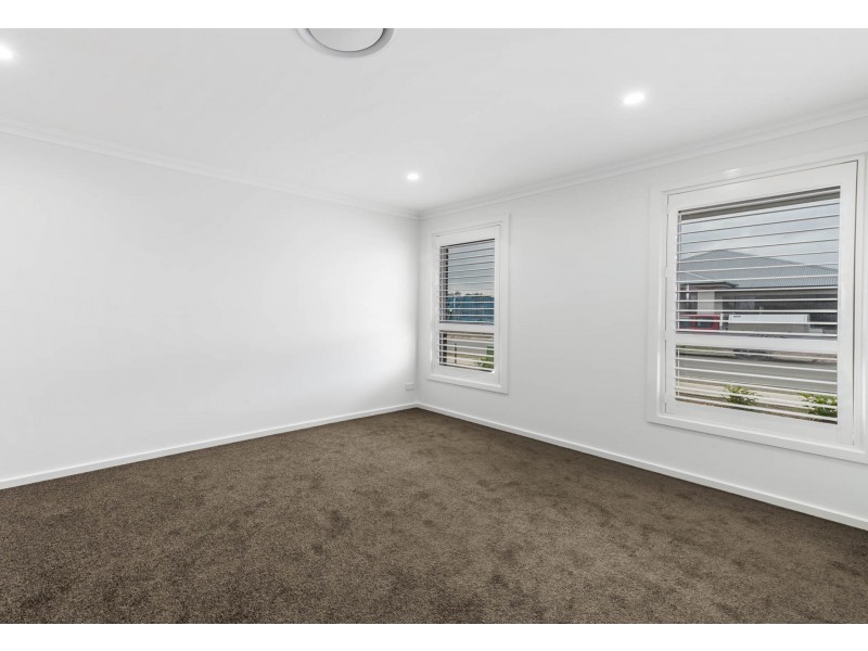 21 Barrallier Avenue, Tahmoor NSW 2573