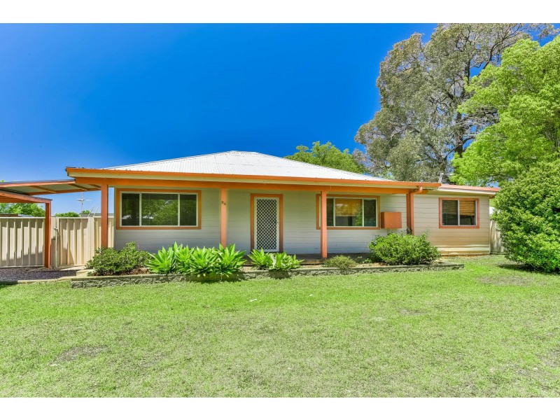 64 Carlton Road, Thirlmere NSW 2572