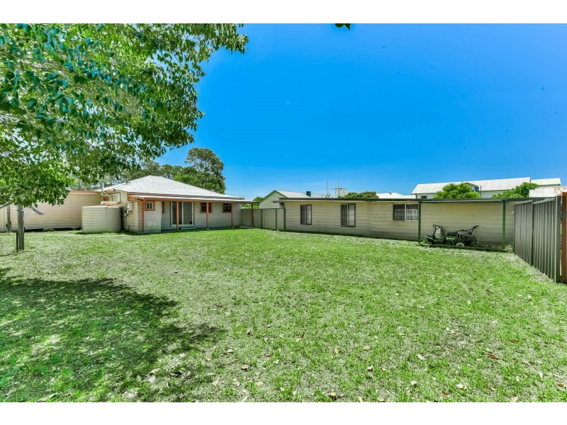 64 Carlton Road, Thirlmere NSW 2572