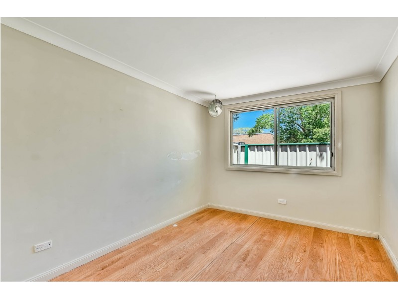 64 Carlton Road, Thirlmere NSW 2572