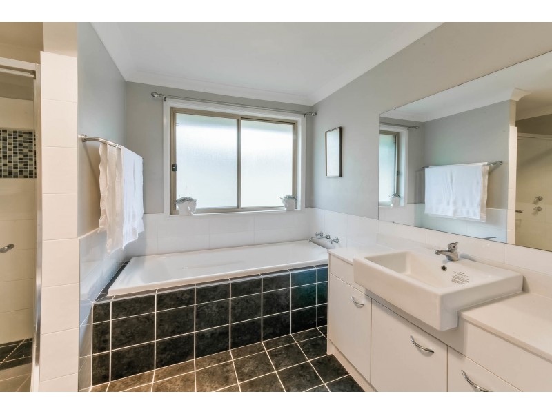 37 Pitt Street, Tahmoor NSW 2573