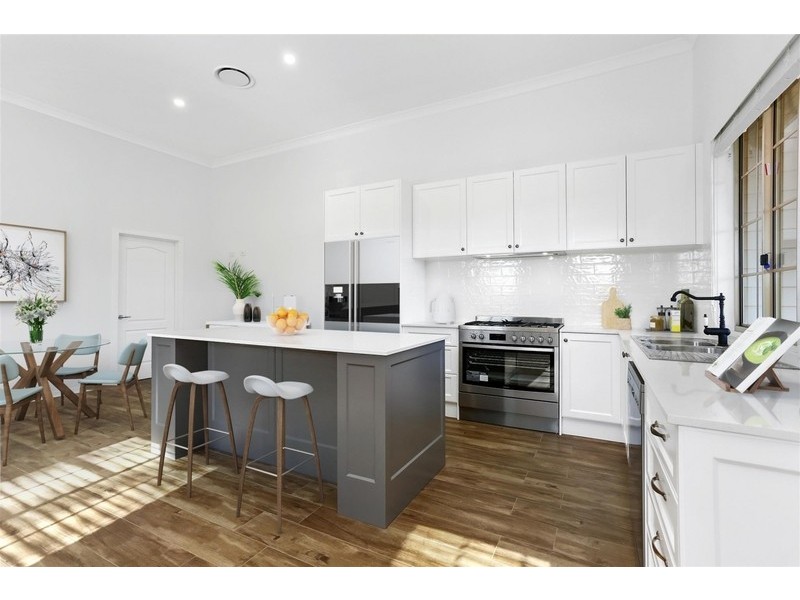 55 Remembrance Drive, Tahmoor NSW 2573