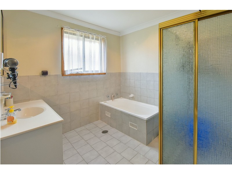 10 Park Avenue, Tahmoor NSW 2573