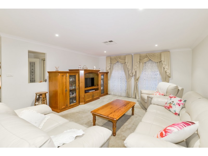 10 Emmett Street, Tahmoor NSW 2573