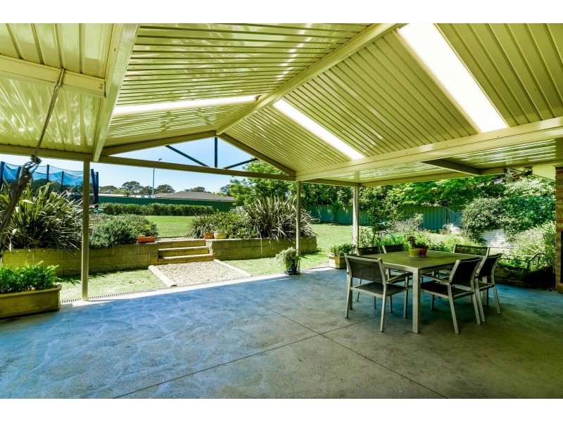 10 Westbourne Avenue, Thirlmere NSW 2572