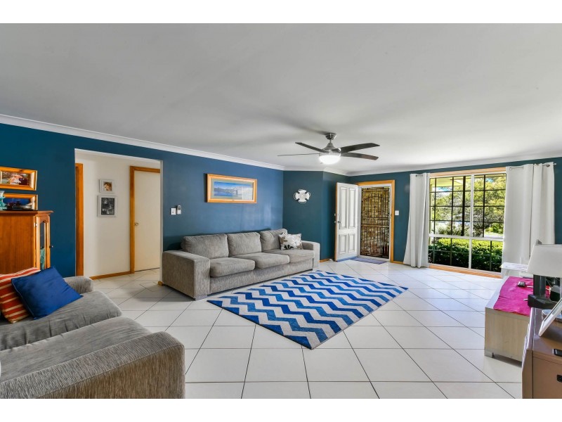 10 Westbourne Avenue, Thirlmere NSW 2572