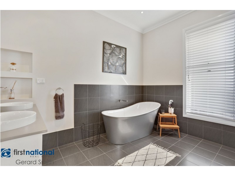 27 Charlton Street, Wilton NSW 2571