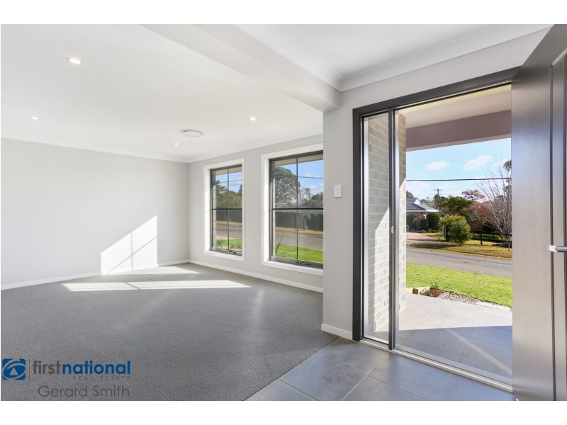 8 Johnston Road, Bargo NSW 2574