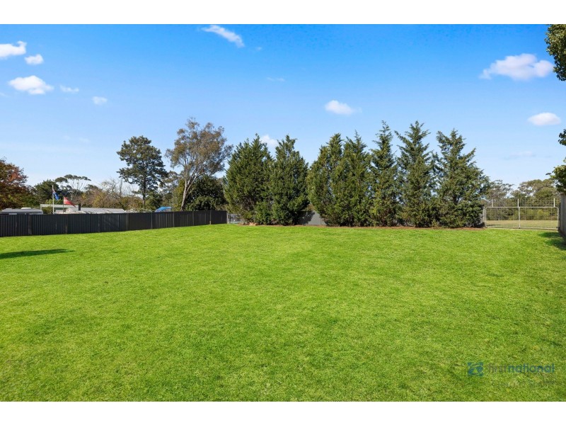 12A Remembrance Drive, Tahmoor NSW 2573