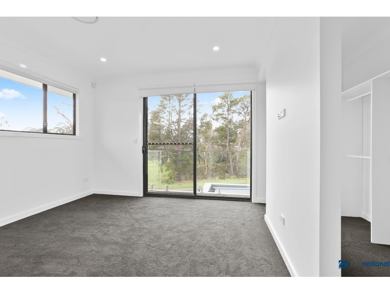288 Thirlmere Way, Thirlmere NSW 2572