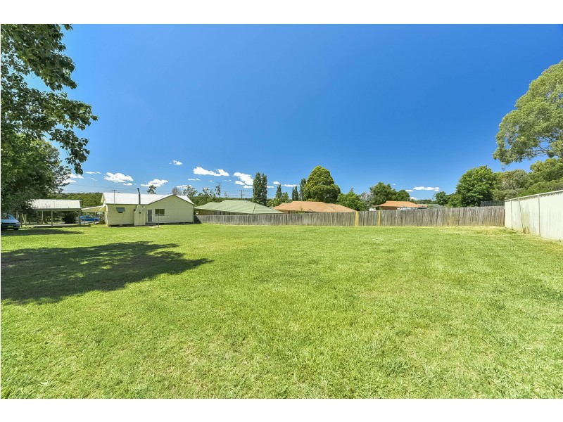 34 Railside Avenue, Bargo NSW 2574