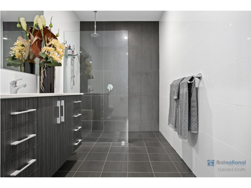 17 Picton Avenue, Picton NSW 2571