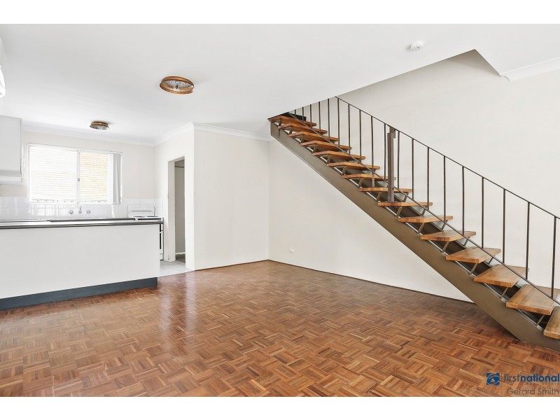 10/131 Menangle Street, Picton NSW 2571