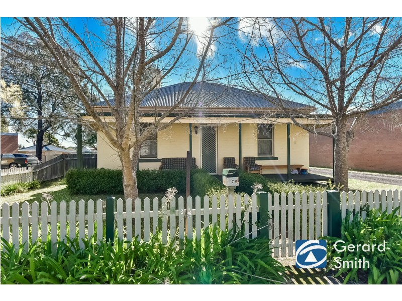 27A Oaks Road, Thirlmere NSW 2572