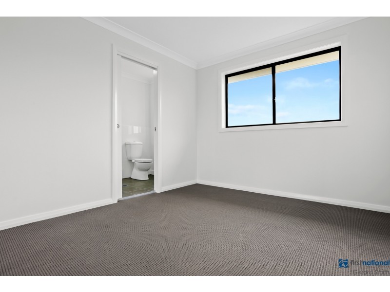 31 Chalker Street, Thirlmere NSW 2572