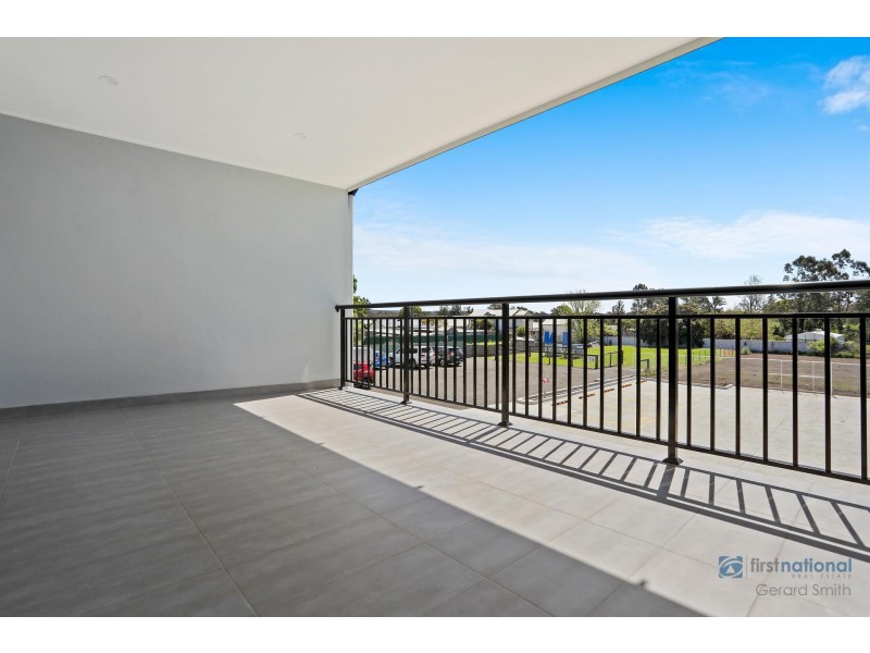 U2/21 Oaks Road, Thirlmere NSW 2572