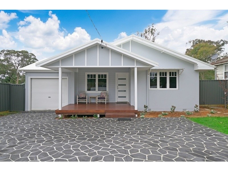 371 Thirlmere Way, Thirlmere NSW 2572