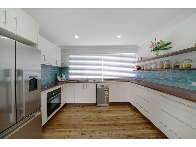 371 Thirlmere Way, Thirlmere NSW 2572