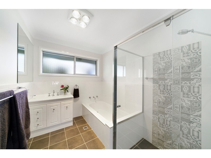 371 Thirlmere Way, Thirlmere NSW 2572