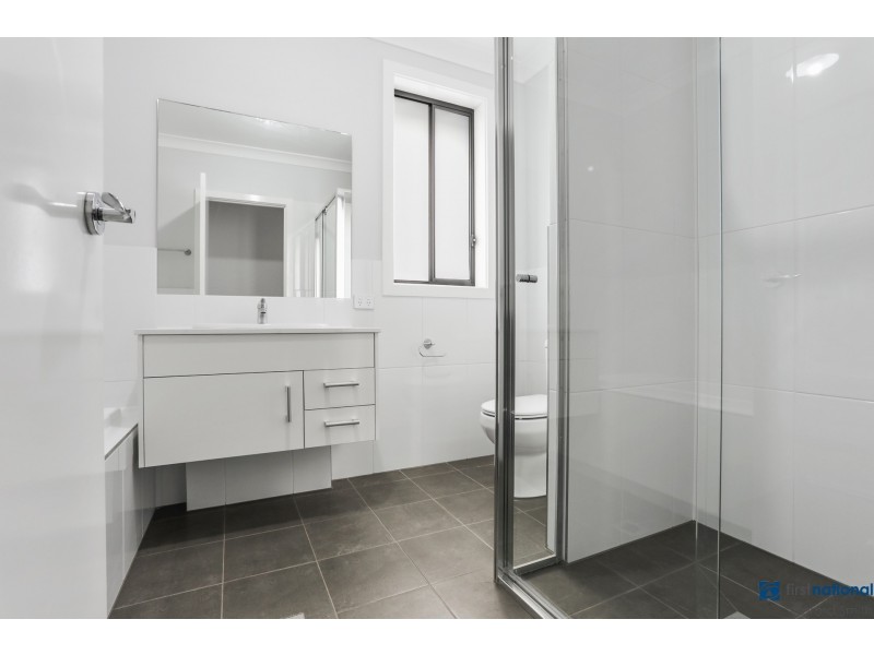 1 Agnes Place, Thirlmere NSW 2572