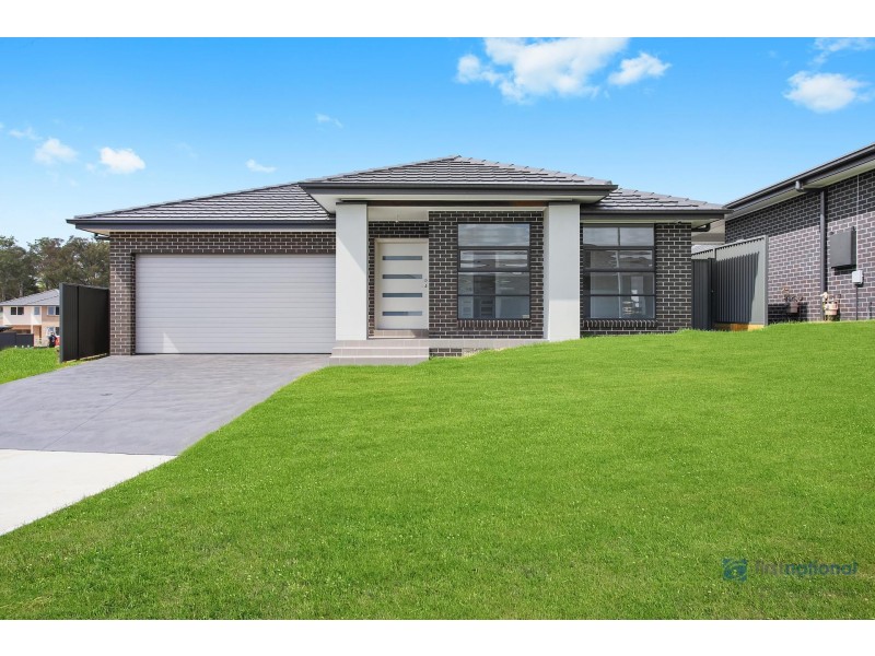 4 Agnes Place, Thirlmere NSW 2572