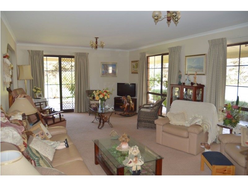 50 Knox Road, Pheasants Nest NSW 2574