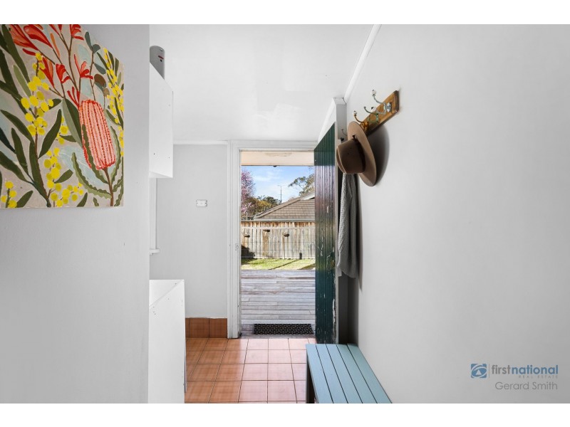 391 Thirlmere Way, Thirlmere NSW 2572