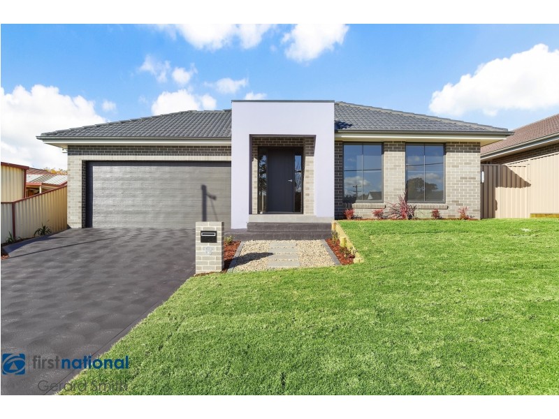 8 Johnston Road, Bargo NSW 2574