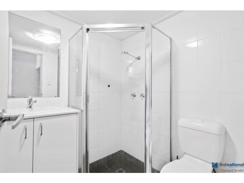 6/240 Menangle Street, Picton NSW 2571