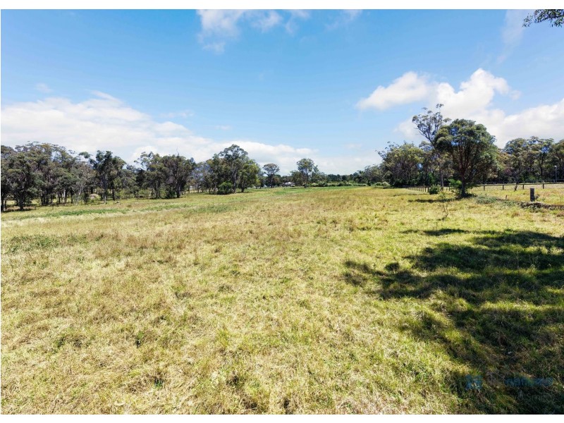 190 Lakes Street, Thirlmere NSW 2572