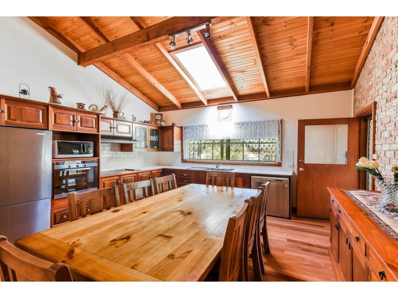 2 Tahmoor Road, Tahmoor NSW 2573