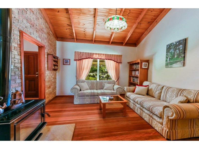 2 Tahmoor Road, Tahmoor NSW 2573