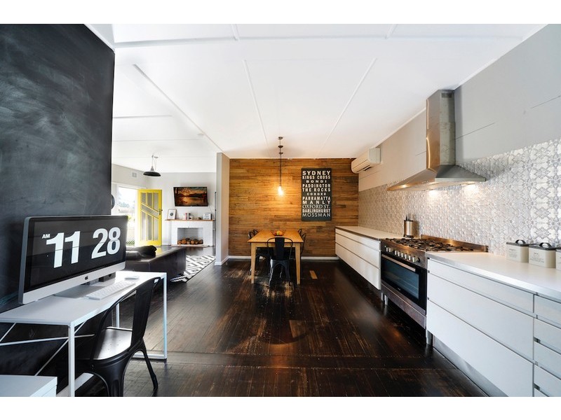 25 Coull Street, Picton NSW 2571