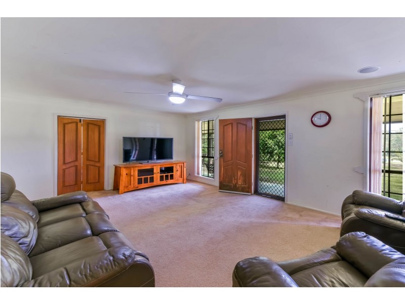 105 Scroggies Road, Thirlmere NSW 2572