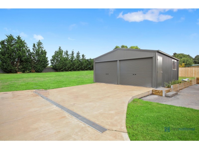 12 Remembrance Driveway, Tahmoor NSW 2573