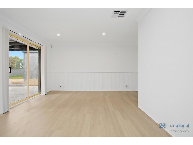 12 Remembrance Driveway, Tahmoor NSW 2573